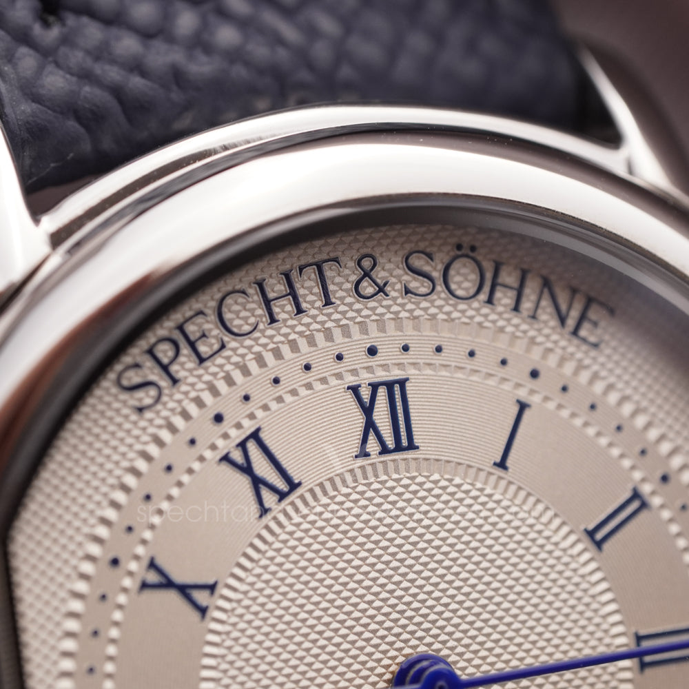 Specht & Söhne SP0038Q1 Quartz — Compacto 35mm, pulseira de couro, vista 4