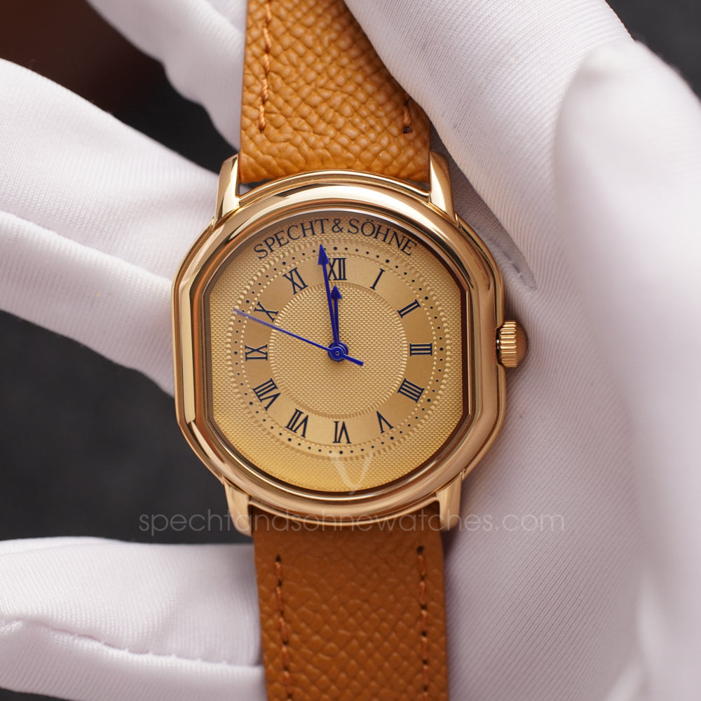 Specht & Söhne SP0038Q3 Quartz — Compacto 35mm, pulseira de couro, vista 2