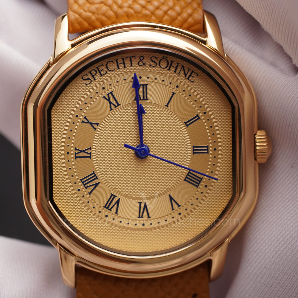 Specht & Söhne SP0038Q3 Quartz — Compacto 35mm, pulseira de couro, vista 3