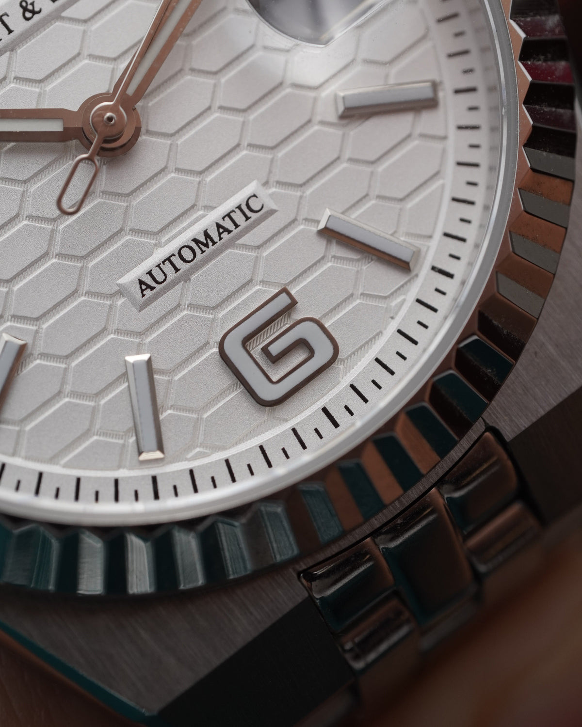 Specht & Söhne SP0043A2 Automático — Explorador 37mm, pulseira de aço, vista 7