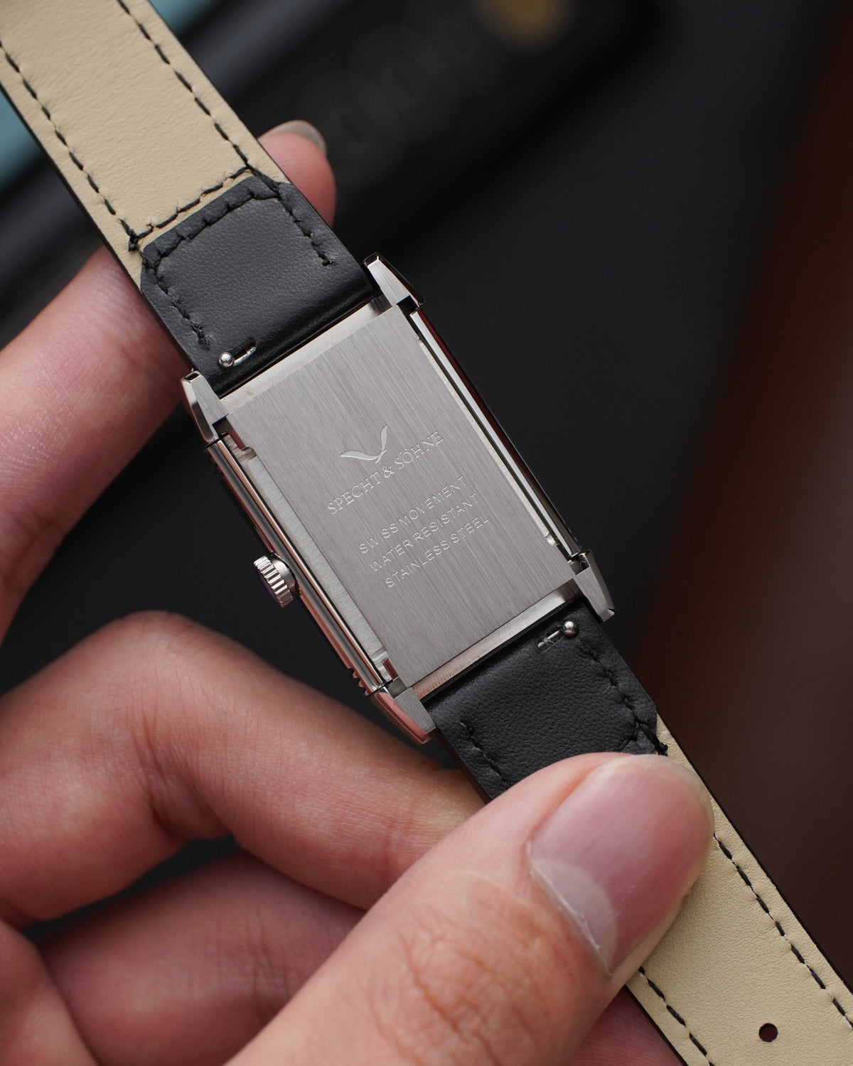 Specht & Söhne SP0029Q1 Quartz — Retangular Reversível, pulseira de couro, vista 5