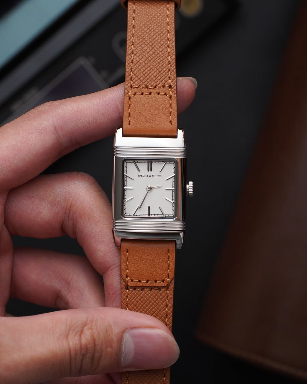 Specht & Söhne SP0029Q2 Quartz — Retangular Reversível, pulseira de couro, vista 2