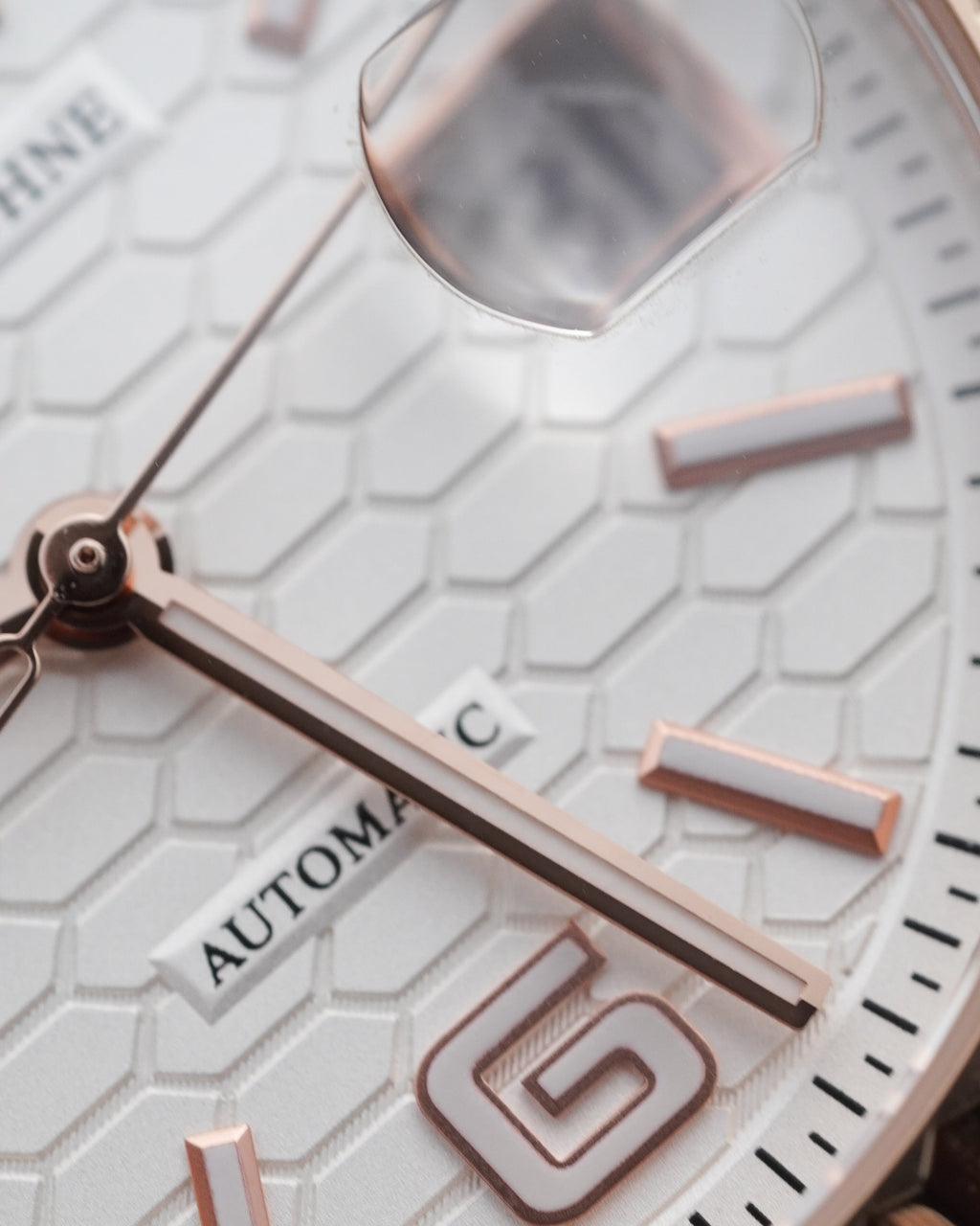 Specht & Söhne SP0043A4 Automático — Explorador 37mm, pulseira de aço, vista 4