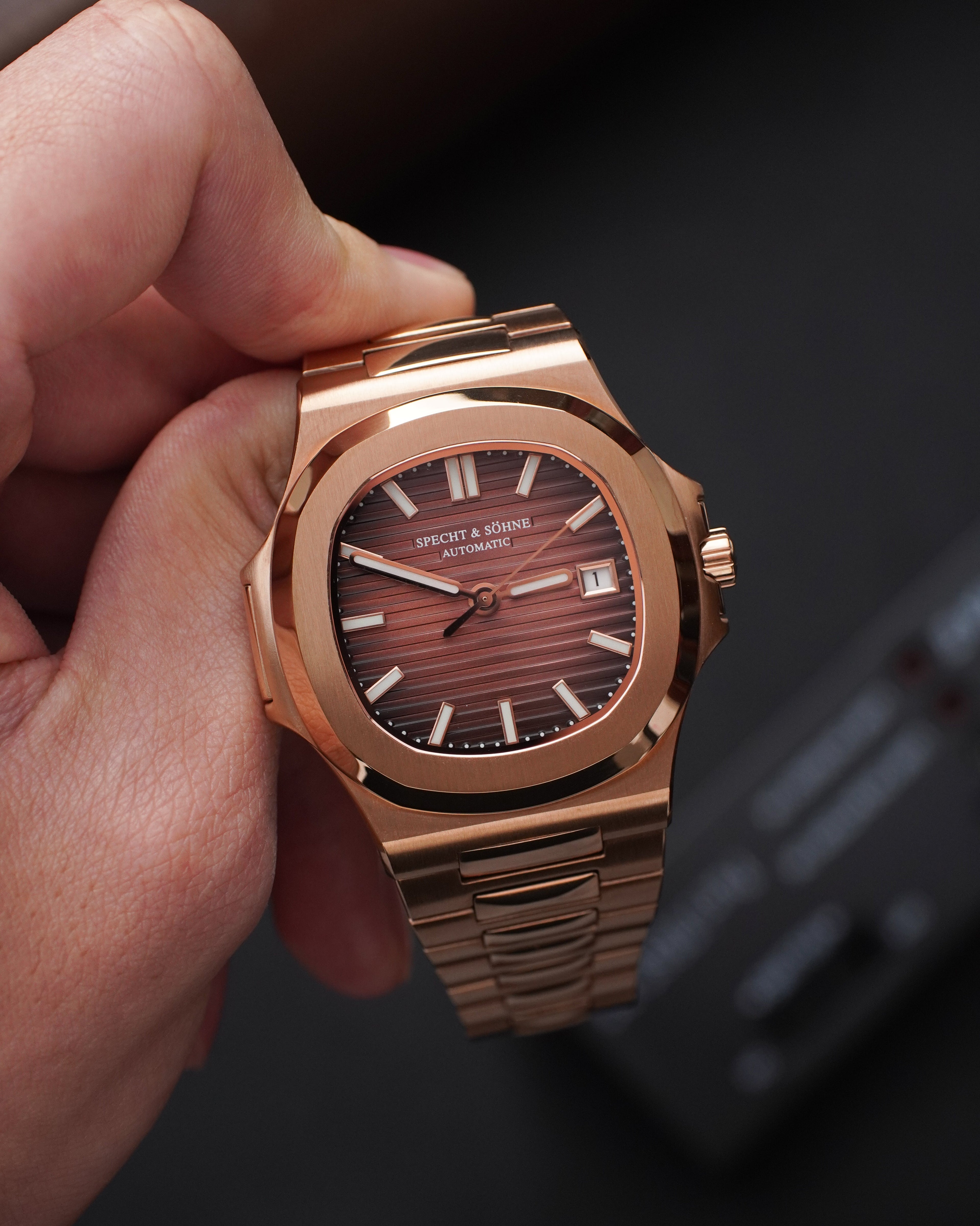 Specht & Söhne SP0005A5-V2 Automático — Esportivo Integrado 40mm, pulseira de aço, vista 2