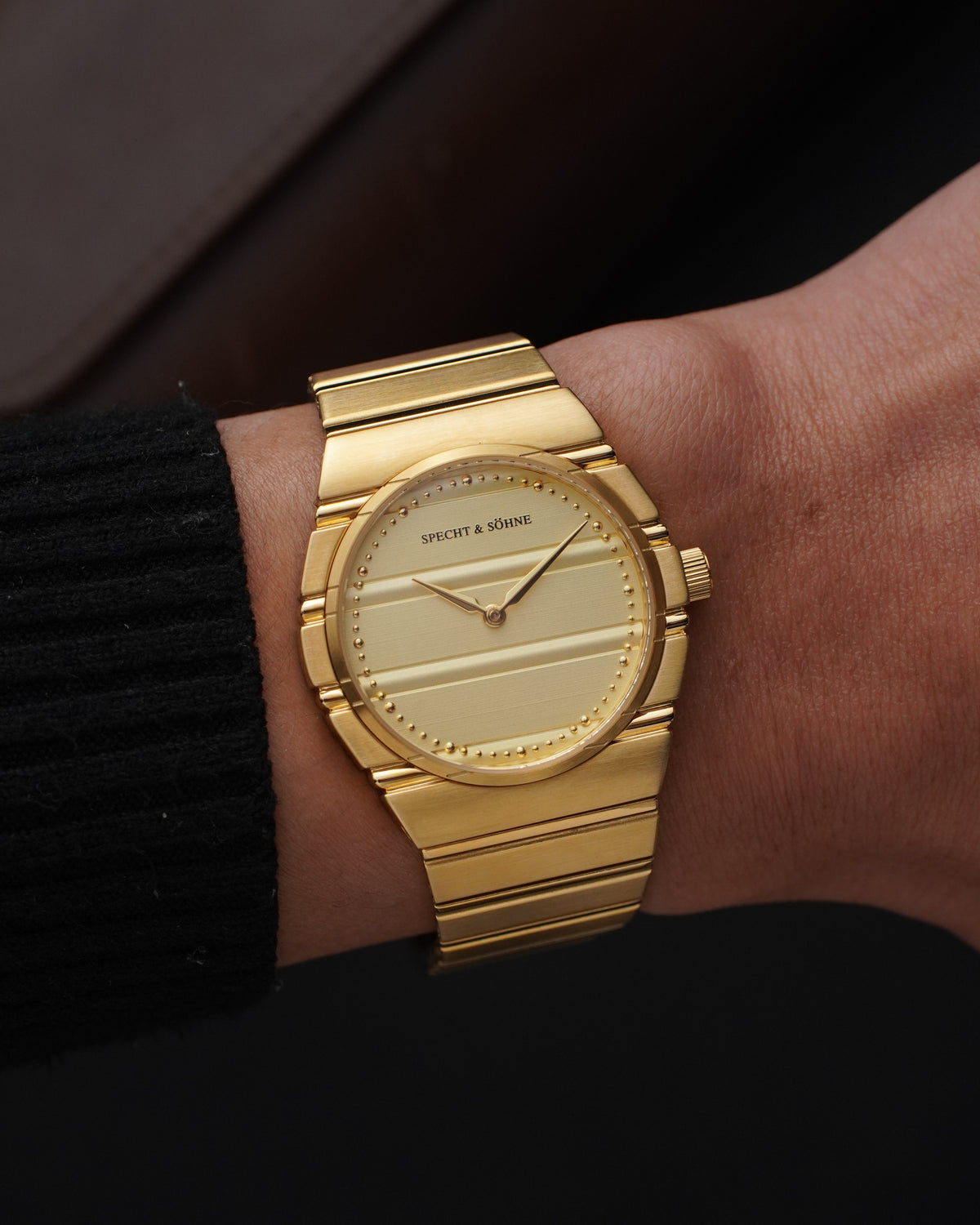Specht & Söhne SP0032Q4 Quartz — Ultrafino 37mm, pulseira de aço, vista 3