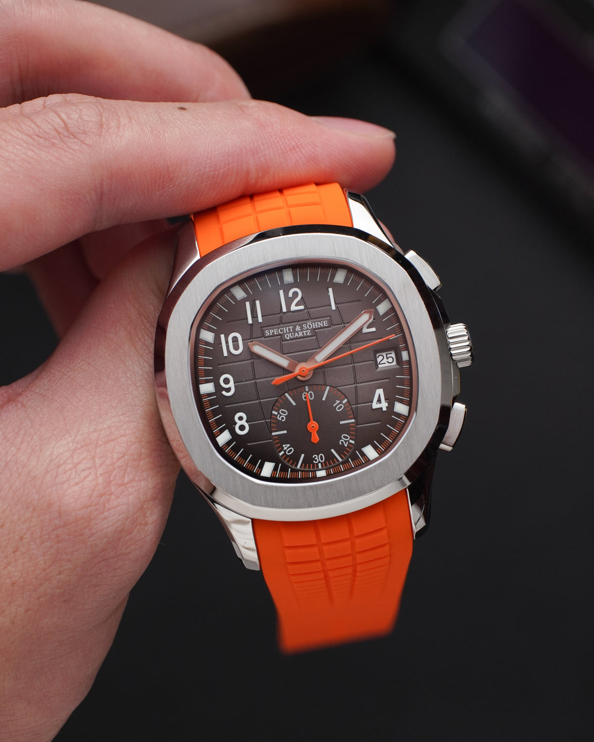Specht & Söhne SP0006Q1 Quartz — Cronógrafo Esportivo 42mm, pulseira de silicone, vista 2