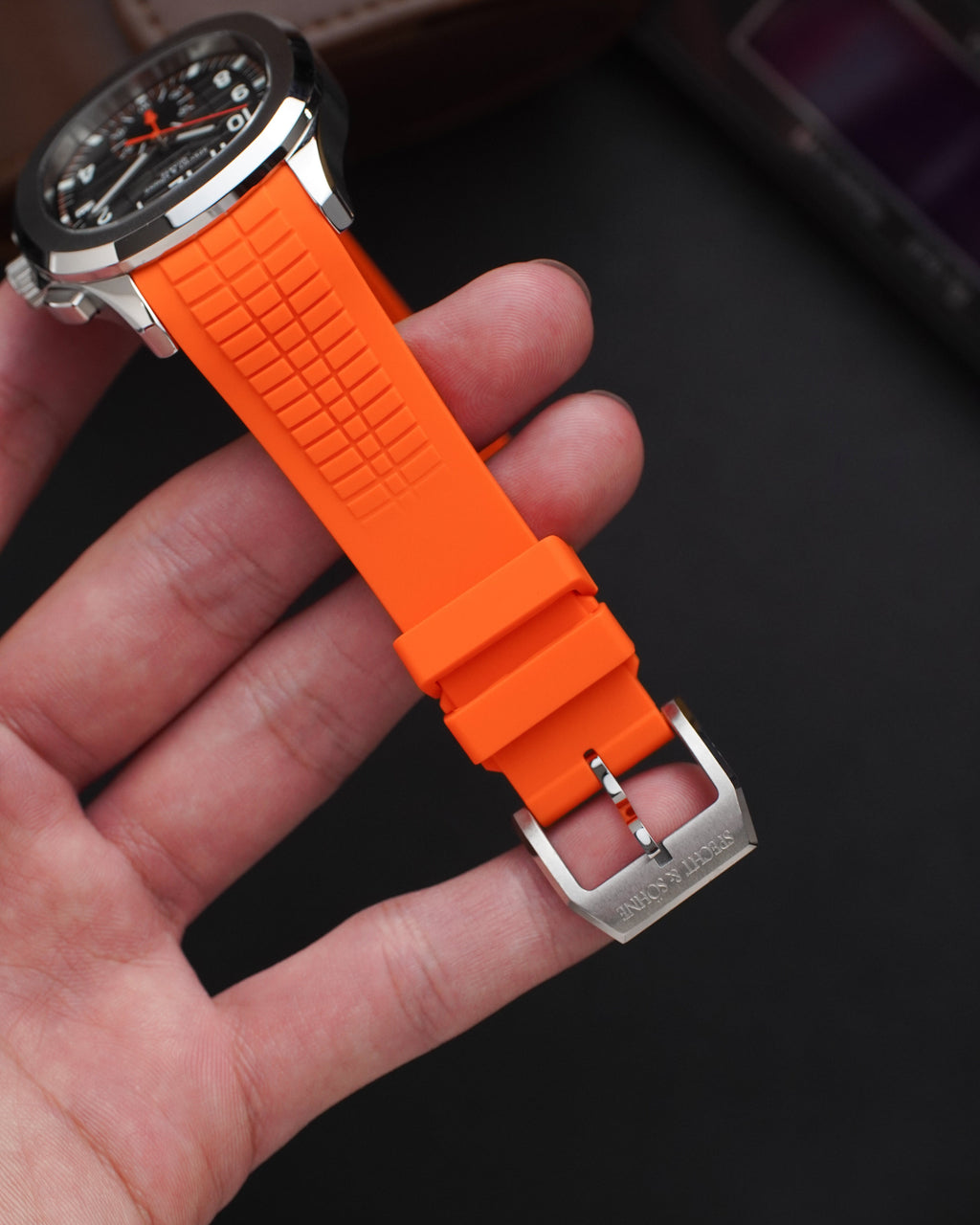 Specht & Söhne SP0006Q1 Quartz — Cronógrafo Esportivo 42mm, pulseira de silicone, vista 7