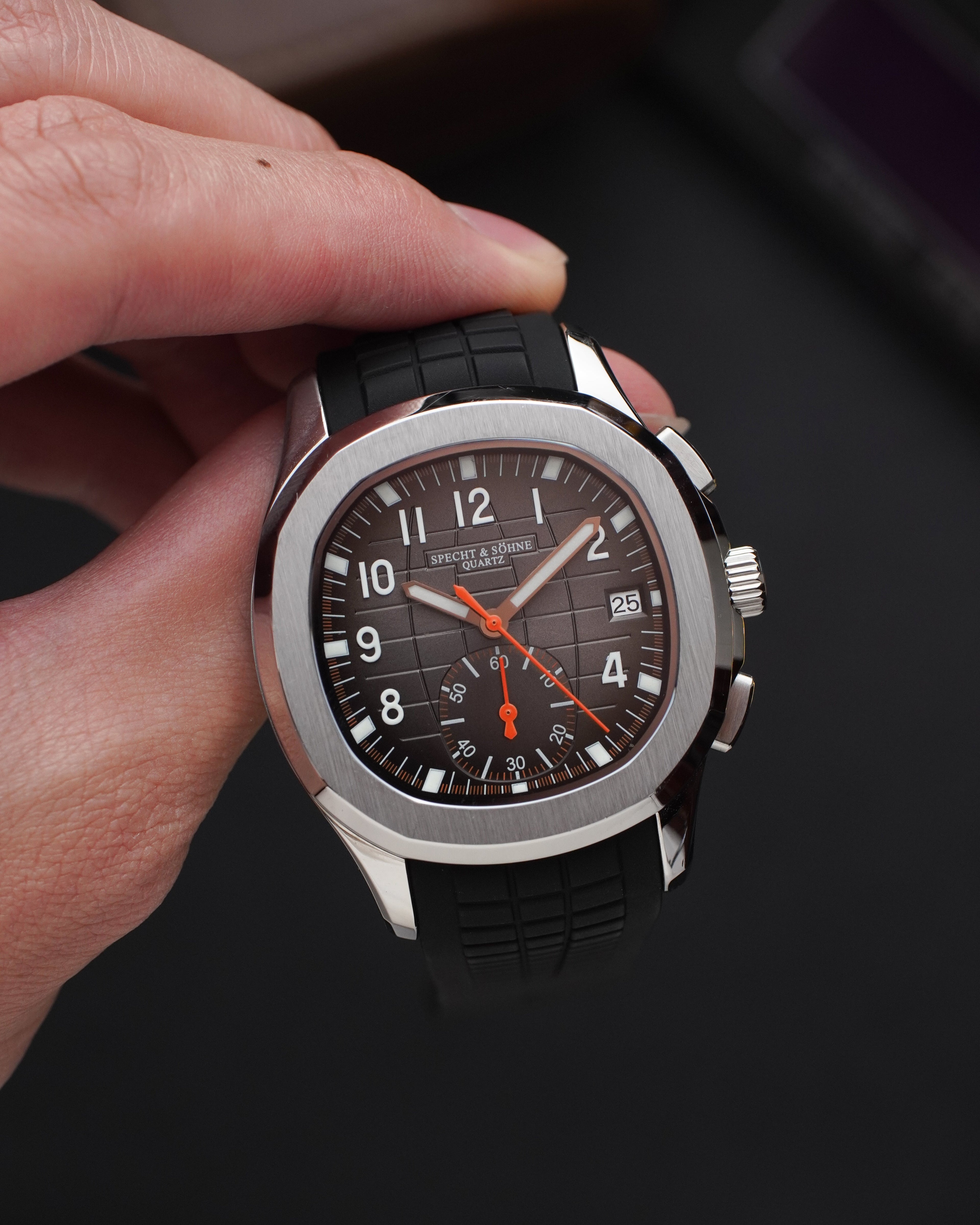 Specht & Söhne SP0006Q2 Quartz — Cronógrafo Esportivo 42mm, pulseira de silicone, vista 4
