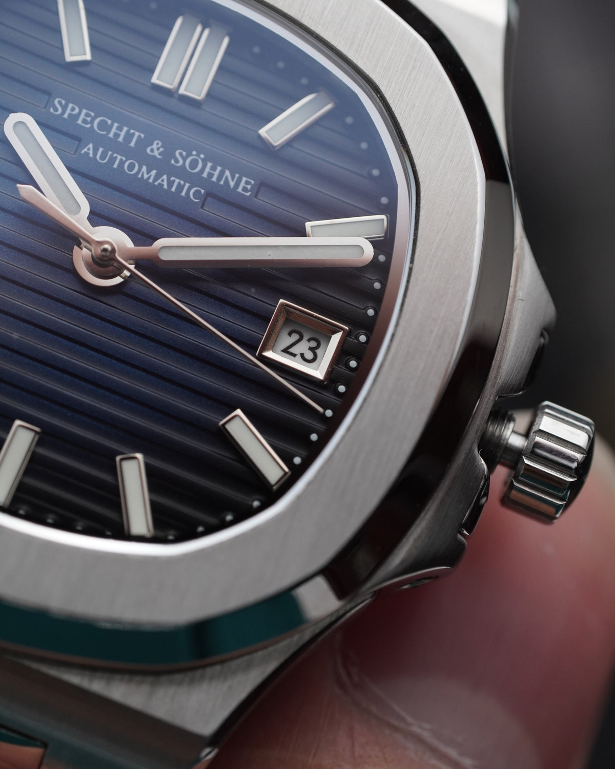 Specht & Söhne SP0005A1-V2 Automático — Esportivo Integrado 40mm, pulseira de aço, vista 5