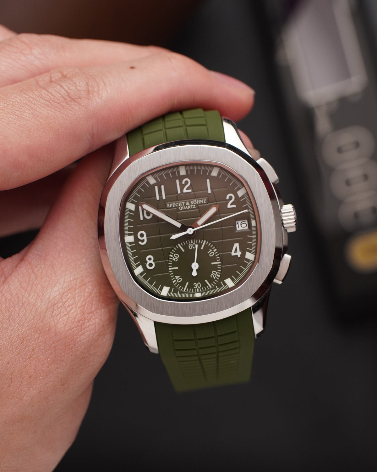 Specht & Söhne SP0006Q4 Quartz — Cronógrafo Esportivo 42mm, pulseira de silicone, vista 2