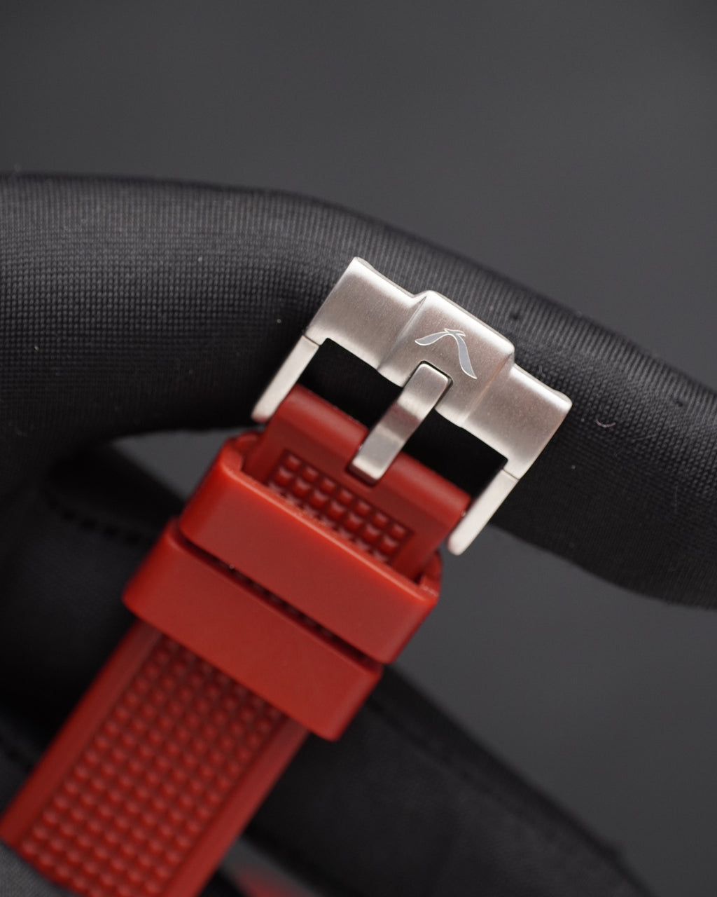 Specht & Söhne SP0007A6-37-R Automático — Tonneau 37mm, pulseira de aço, vista 8