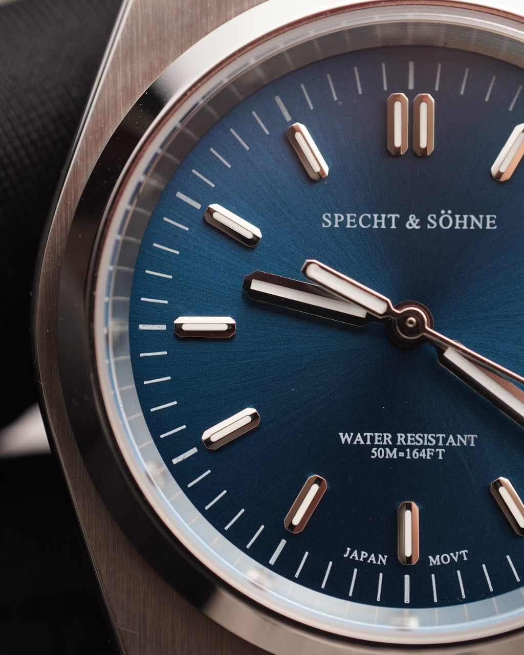 Specht & Söhne SP0002Q3-37 Quartz — Tonneau 37mm Quartzo, pulseira de aço, vista 6