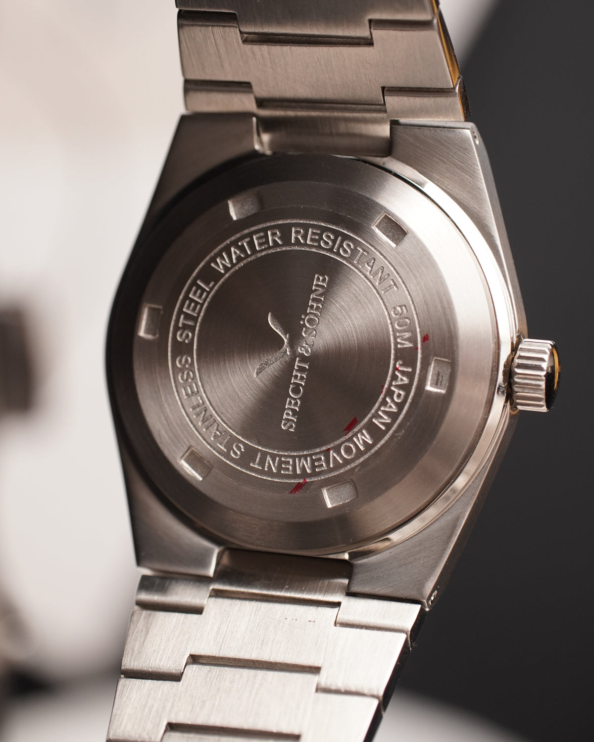 Specht & Söhne SP0002Q3-37 Quartz — Tonneau 37mm Quartzo, pulseira de aço, vista 8