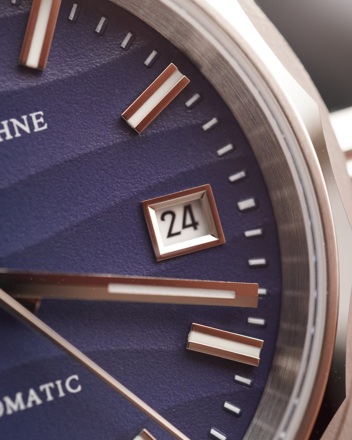 Specht & Söhne SP0036A2-D Automático — Integrado 37mm, pulseira de aço, vista 4