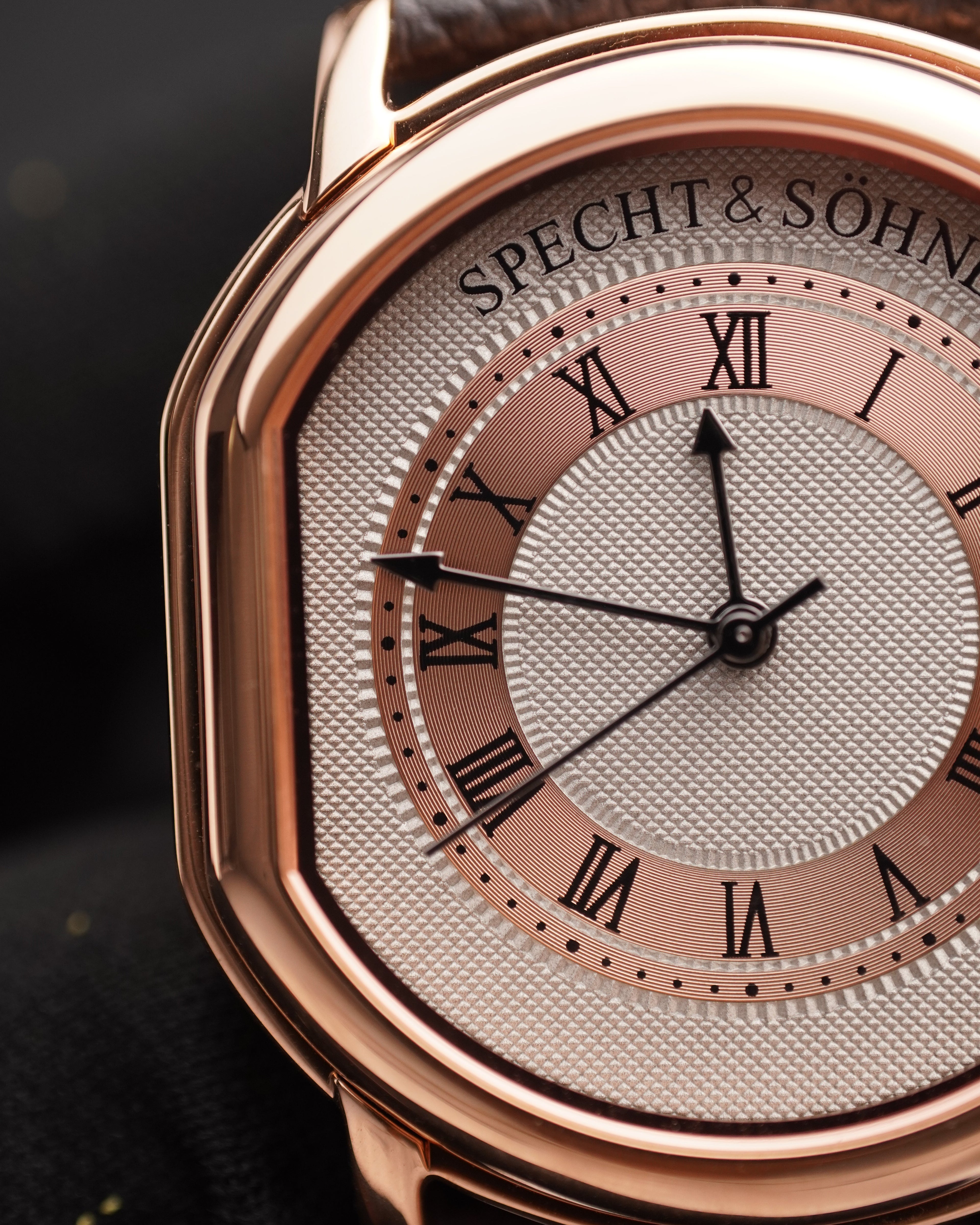 Specht & Söhne SP0038Q4 Quartz — Compacto 35mm, pulseira de couro, vista 6