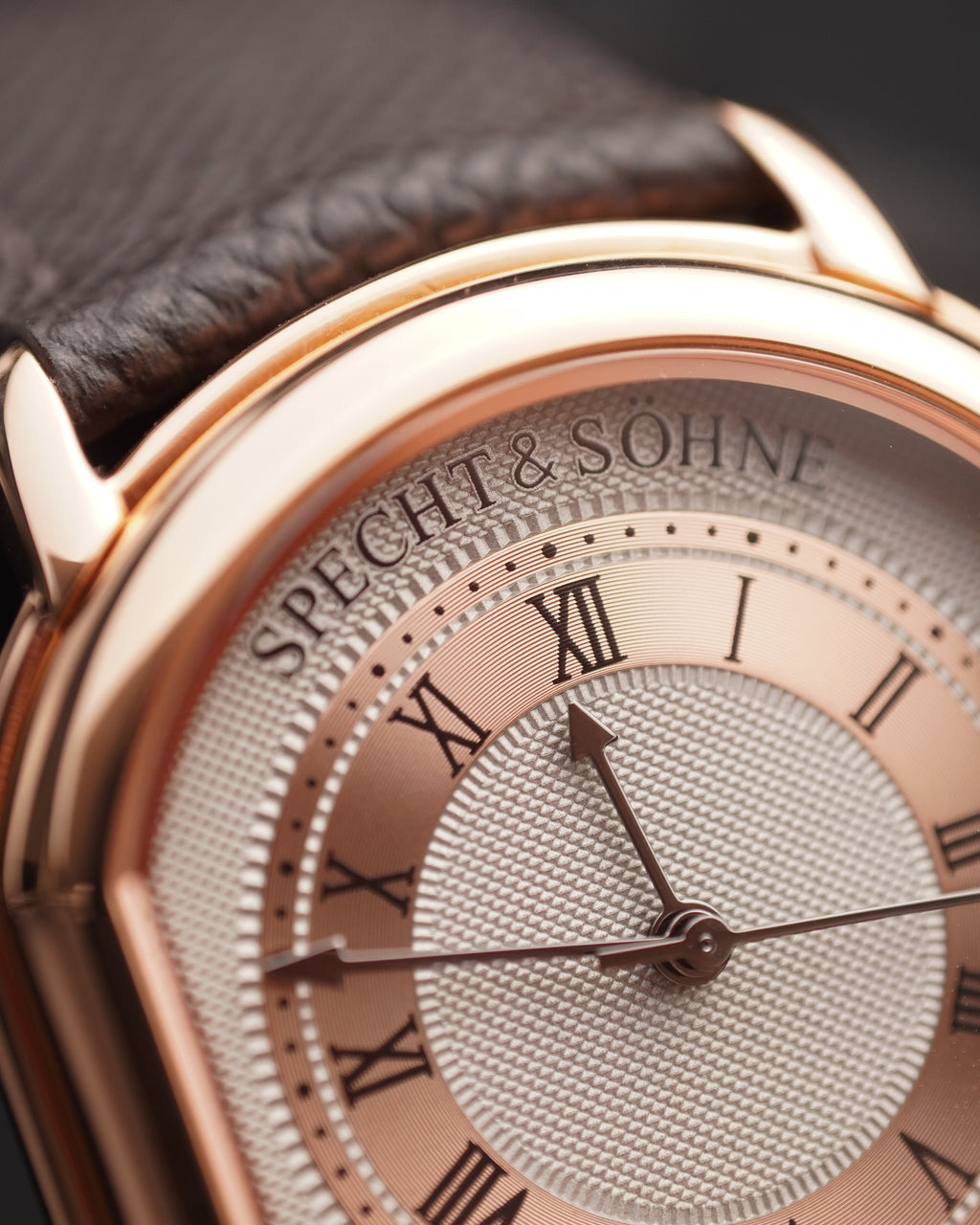 Specht & Söhne SP0038Q4 Quartz — Compacto 35mm, pulseira de couro, vista 7