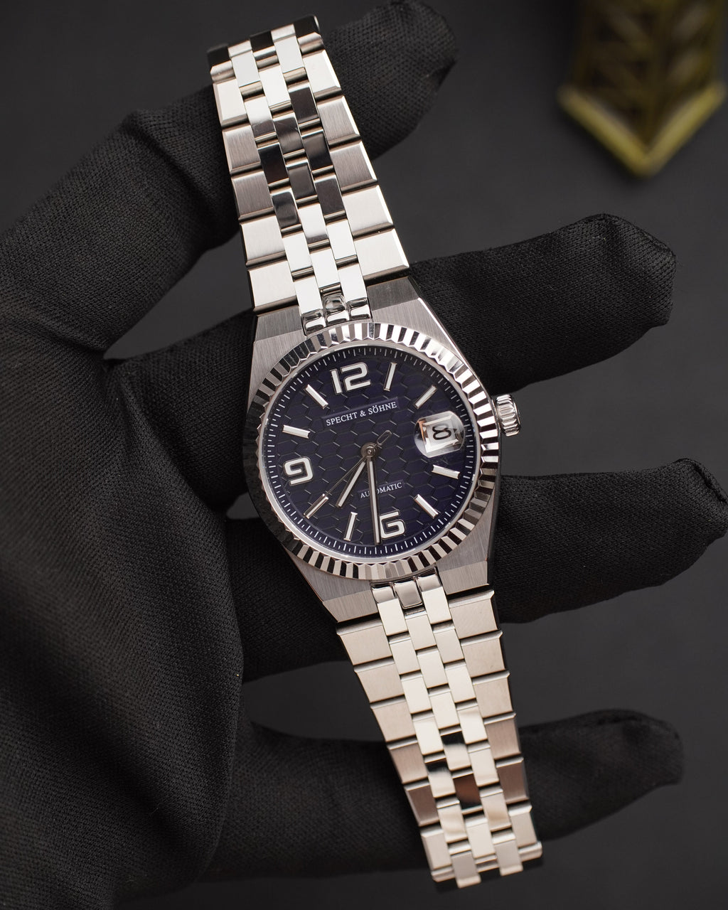 Specht & Söhne SP0043A3 Automático — Explorador 37mm, pulseira de aço, vista 5