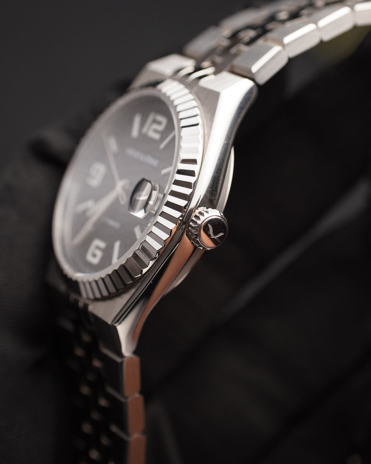 Specht & Söhne SP0043A3 Automático — Explorador 37mm, pulseira de aço, vista 6