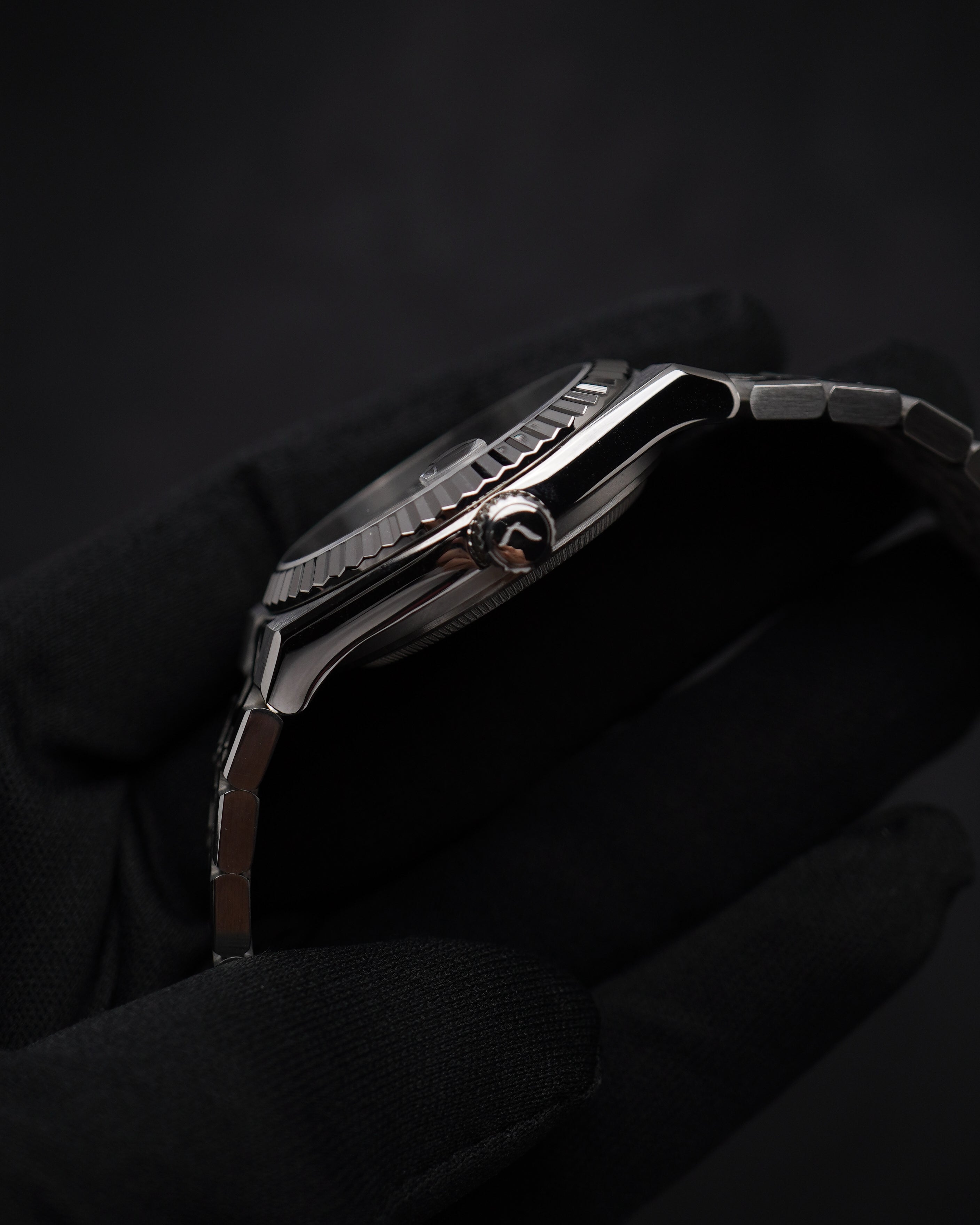 Specht & Söhne SP0043A1 Automático — Explorador 37mm, pulseira de aço, vista 5