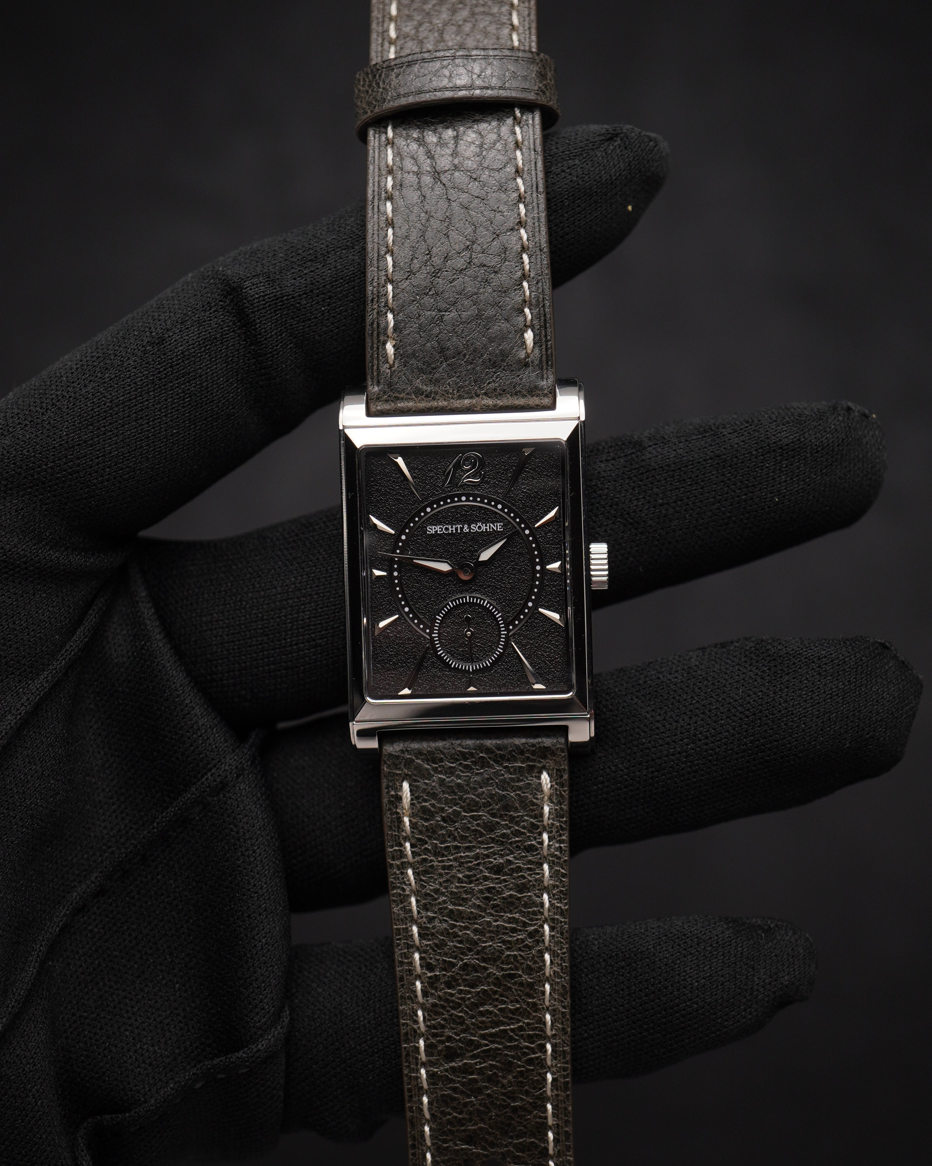 Specht & Söhne SP2648Q3 Quartz — Compacto 26mm, pulseira de couro, vista 9