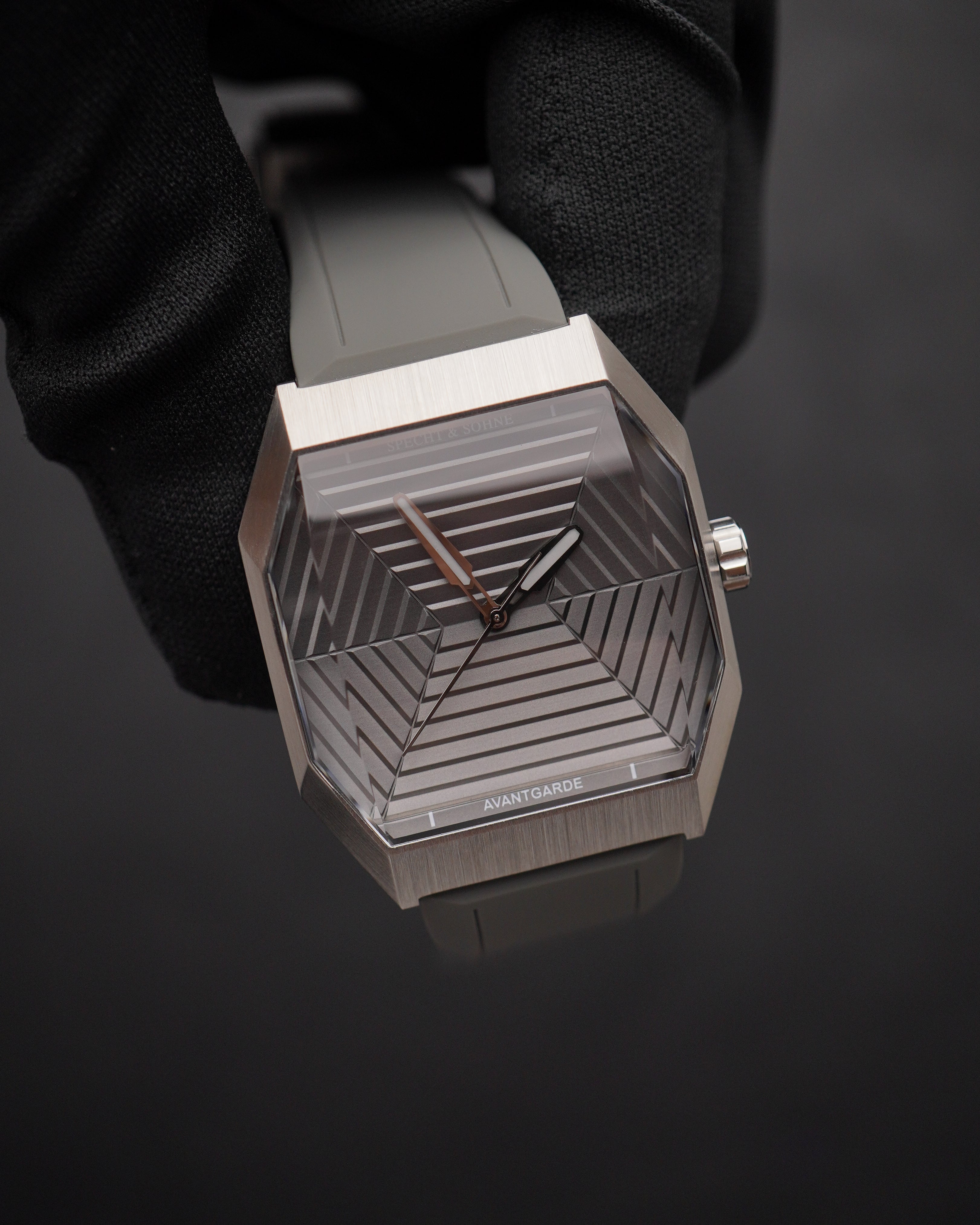 Specht & Söhne SP0001Q3 Quartz — Clássico 36,5mm, pulseira de couro, vista 2