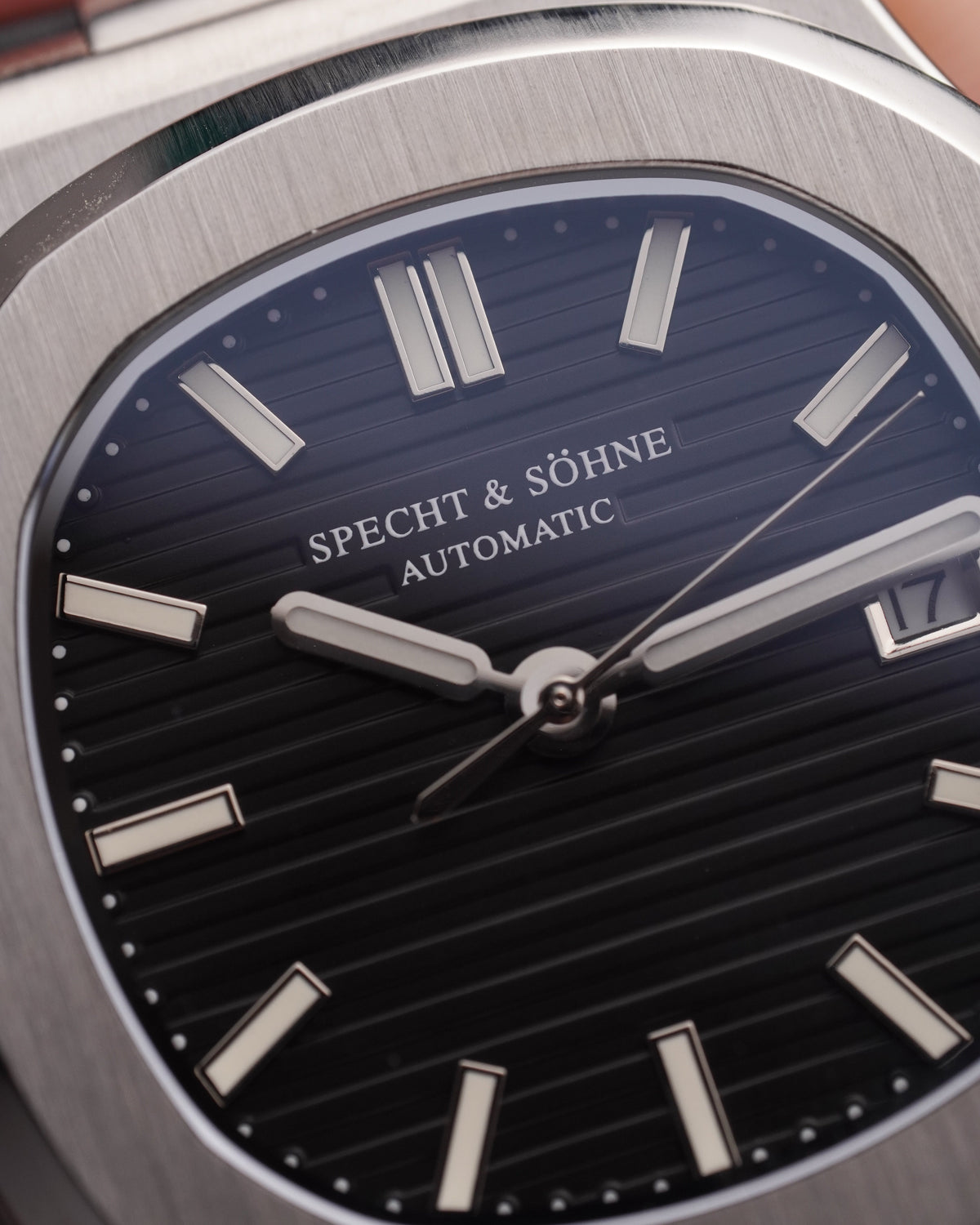 Specht & Söhne SP0005A2-V2-L Automático — Esportivo Integrado 40mm, pulseira de aço, vista 3