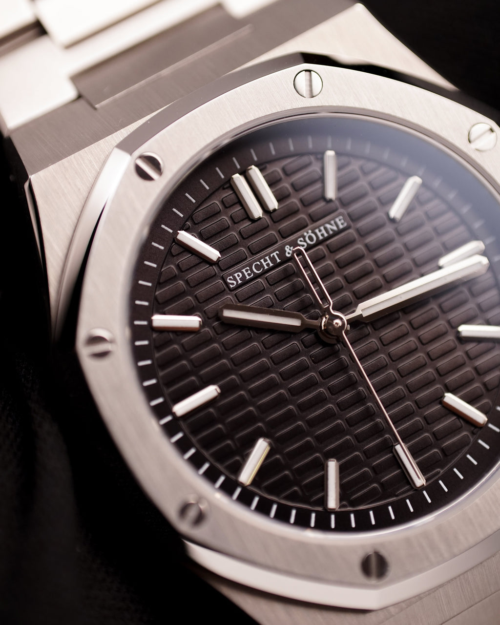 Specht & Söhne SP2646Q3 Quartz — Octogonal 38mm, pulseira de aço, vista 4
