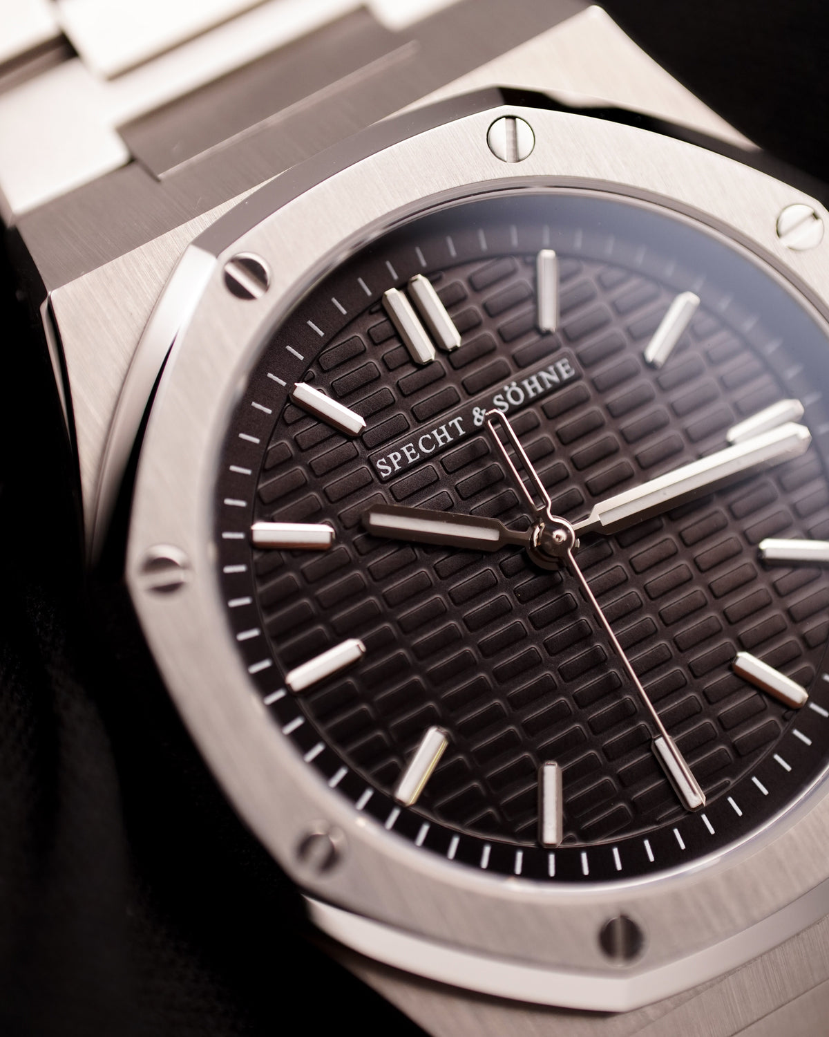 Specht & Söhne SP2646Q3 Quartz — Octogonal 38mm, pulseira de aço, vista 4