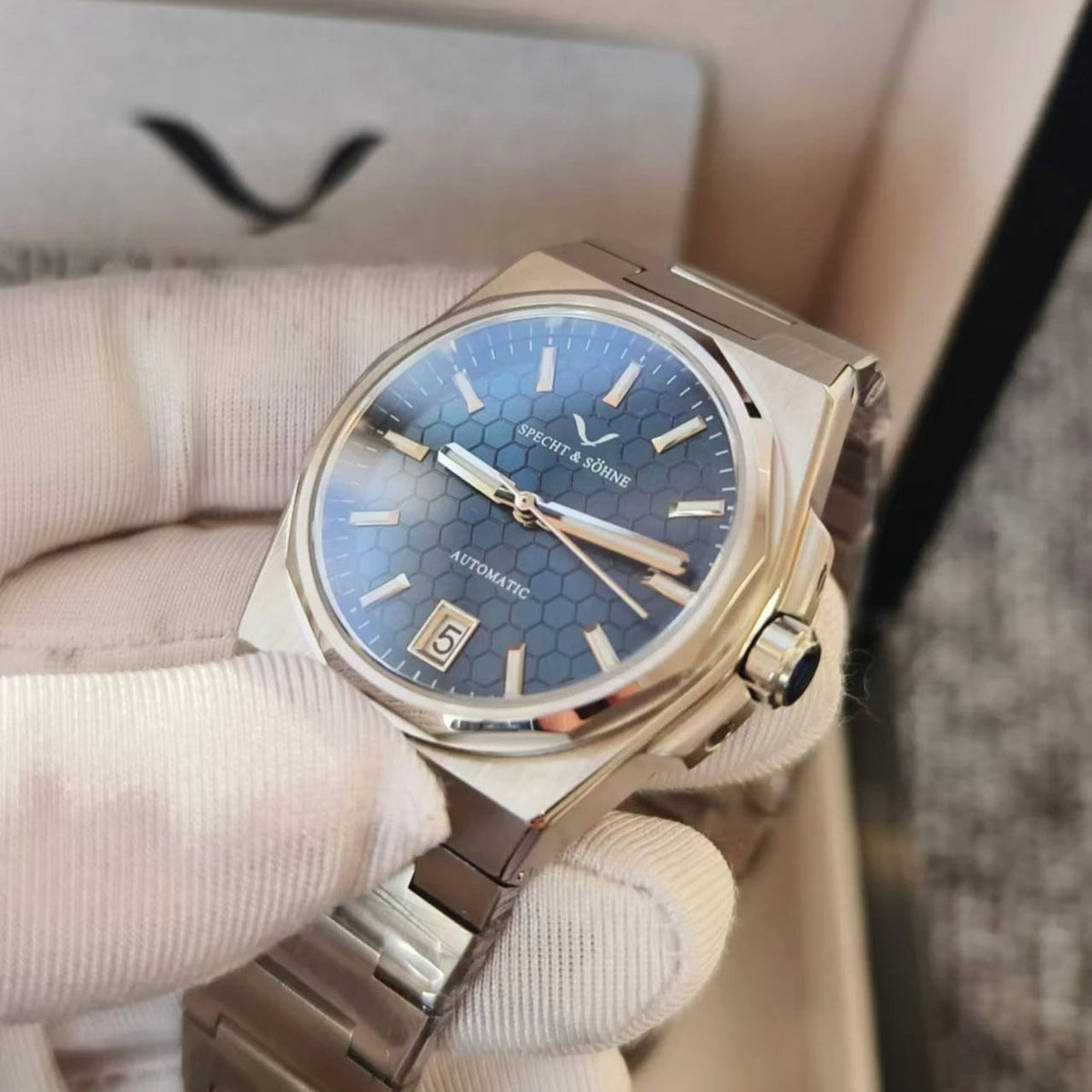 Specht & Söhne SP0023A1 Automático — Esportivo 37mm, pulseira de aço, vista 2