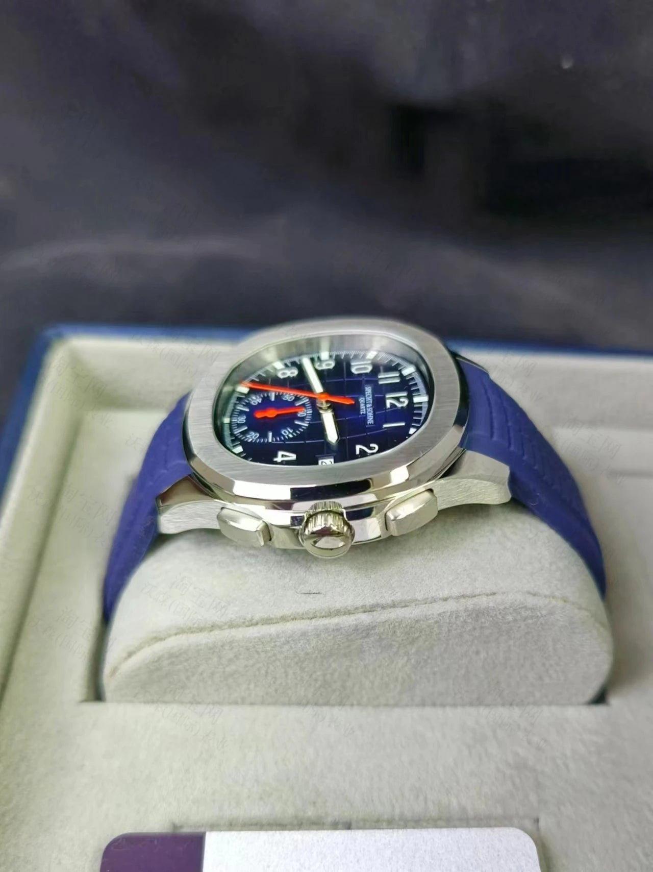Specht & Söhne SP0006Q3 Quartz — Cronógrafo Esportivo 42mm, pulseira de silicone, vista 7
