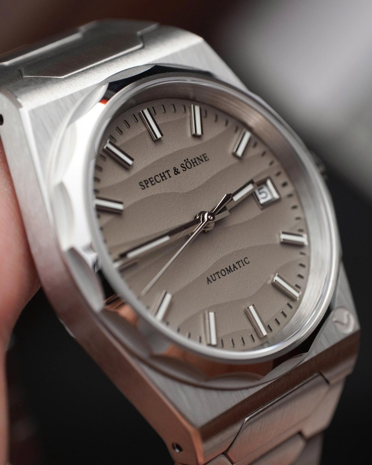 Specht & Söhne SP0036A4-D Automático — Integrado 37mm, pulseira de aço, vista 3
